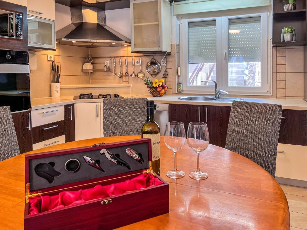 Apartman Zara Biograd Na Moru Ngoại thất bức ảnh